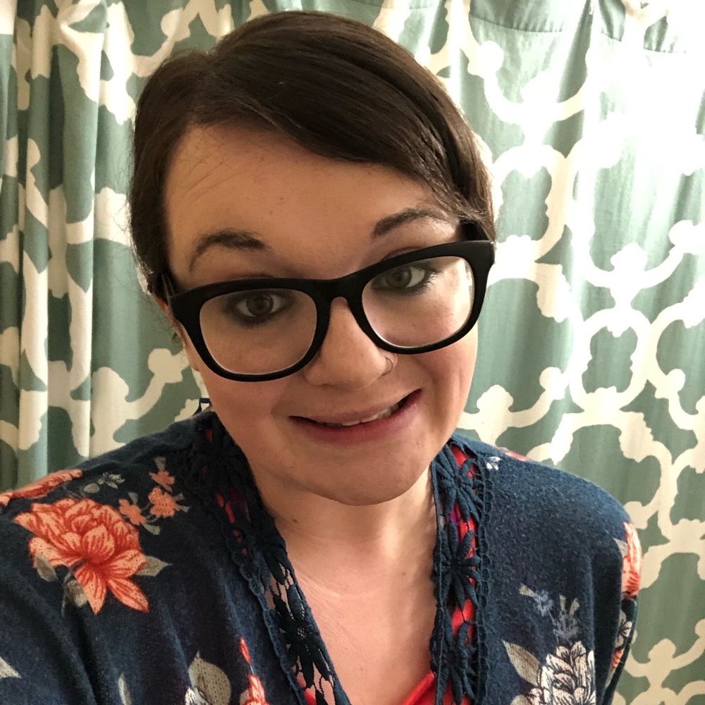 Meet your Posher, Jacqueline
